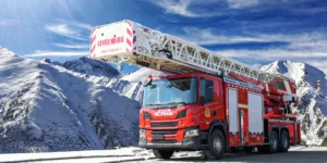 Aerial ladder fire truck